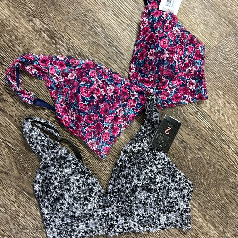 2 bralettes NWT - XOXO - small